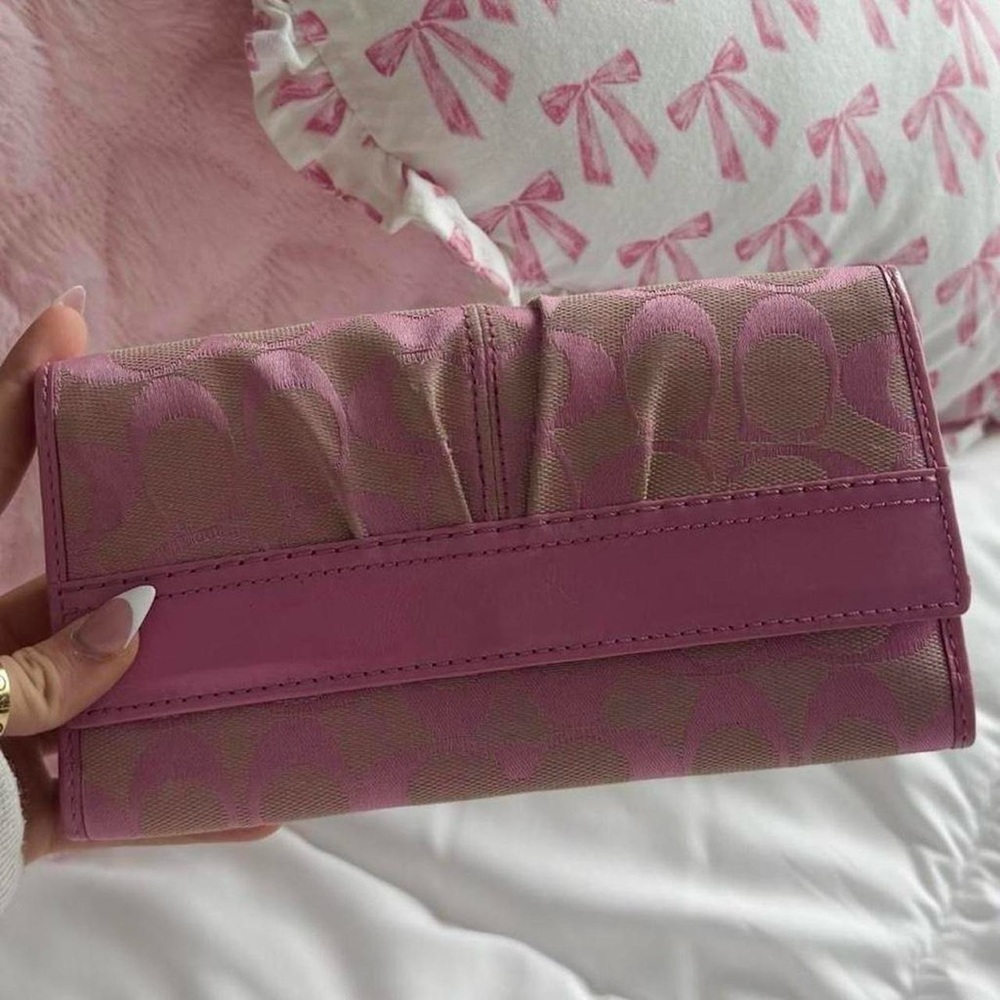 Y2K Coach Barbie‎ Pink Monogram Wallet - Picture 7 of 7